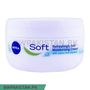 Nivea Soft Refreshingly Soft Moisturizing Cream 300ml